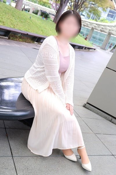 真陽（34歳） 東京人妻フォーシーズンズ